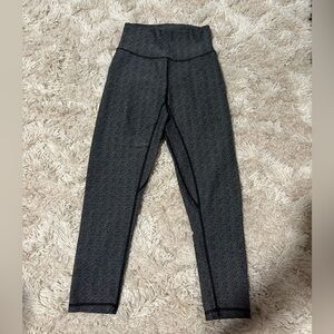 Ptula Women’s Leggings